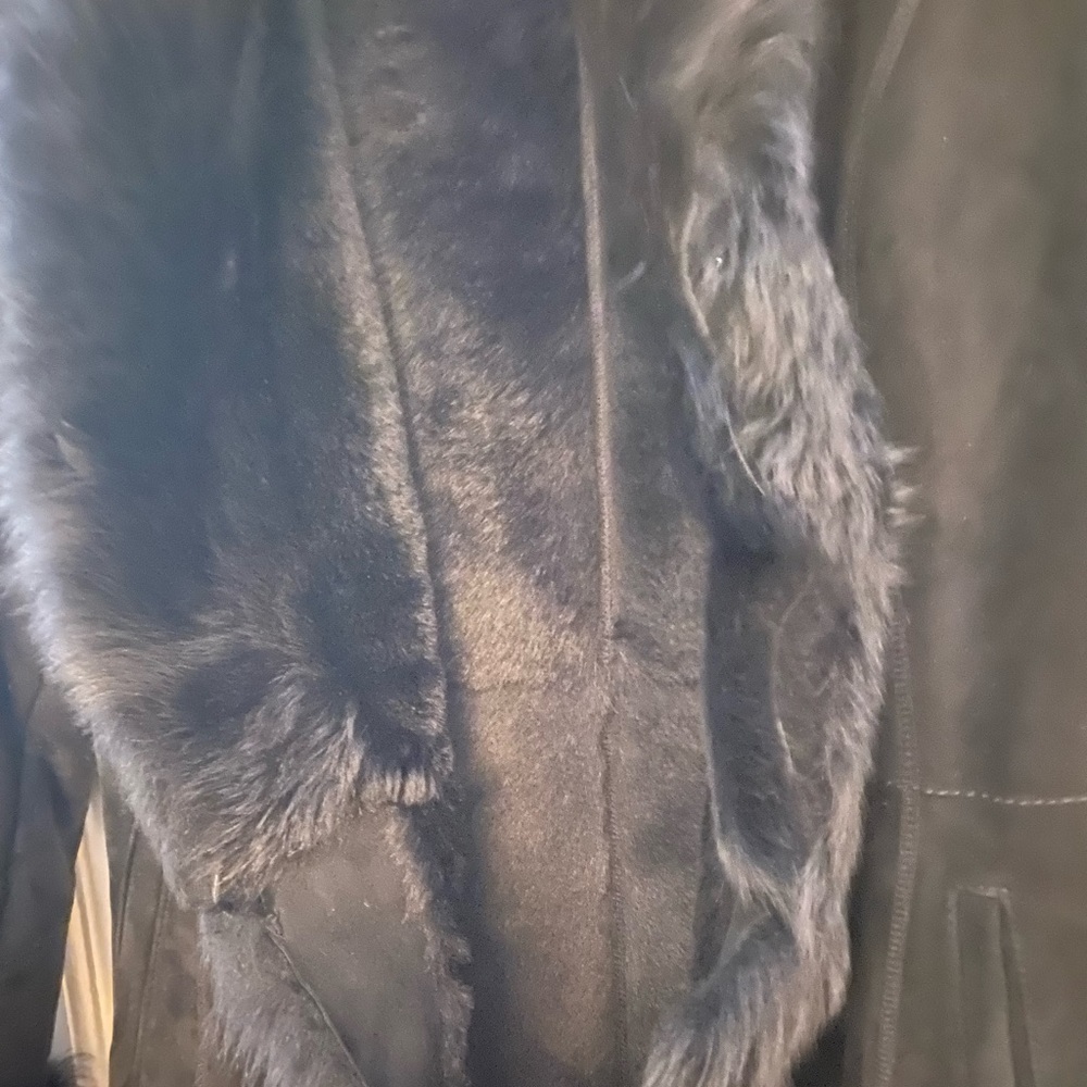 Shearling Coat Fully Lined. Button Closure. Size … - image 7